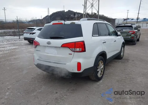 2014 Kia Sorento Lx z USA, uszkodzony, nr VIN 5XYKTCA65EG506705